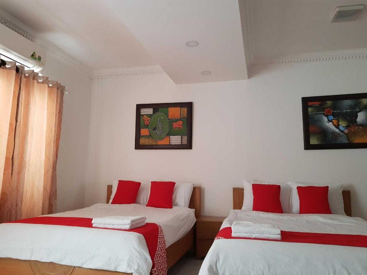 Kim Cuong - Hotel Near Tan Son Nhat Airport Ho-Chi-Minh-Stadt Exterior foto